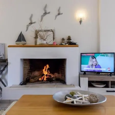 με υπέροχη θέα Porto Cheli Luxury Kounoupisea *