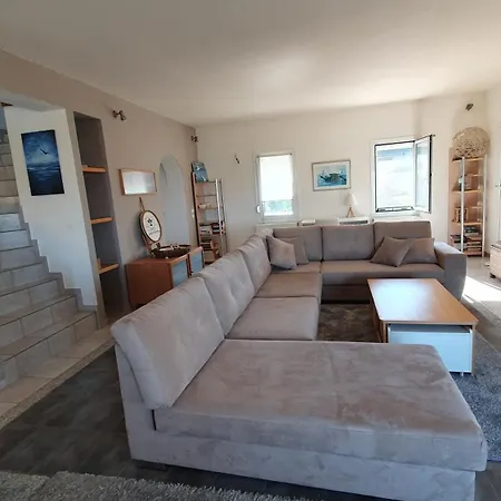 με υπέροχη θέα Porto Cheli Luxury Kounoupisea Дом отдыха Aghios Emilianos (Peloponnese)
